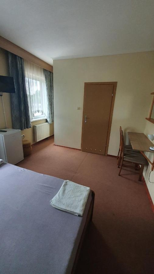 Restauracja Domenico W Tylawie Tylawa Exteriör bild